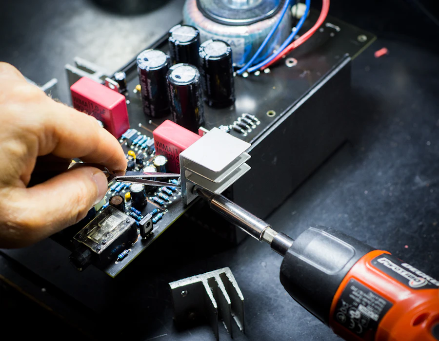 Assembly of an electronic control board